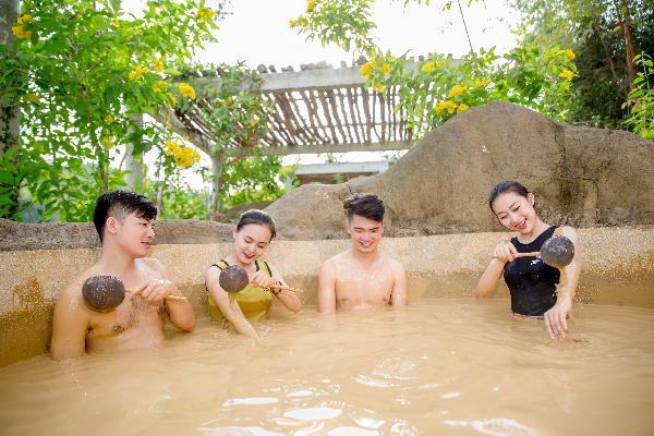 Khu tắm bùn Thác Tiên 